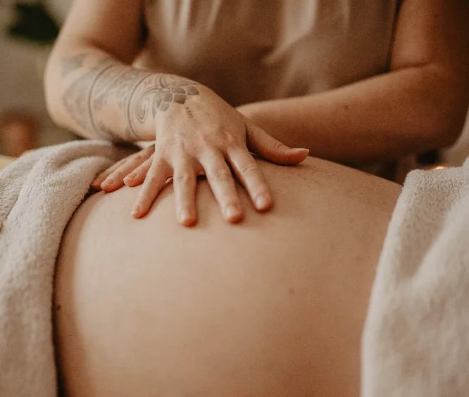 Réalisations de Julie, soins corps et visage à domicile